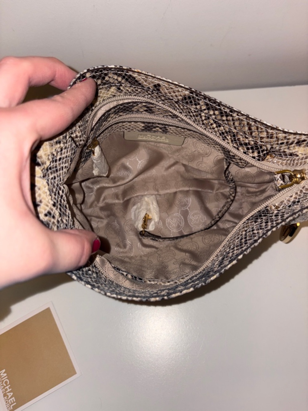 Michael Kors 🐍 Snake-Print Shoulder Bag - Picture 3 of 10